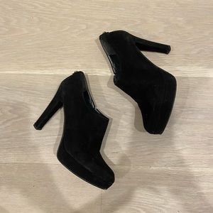 Stuart Weitzman Black Suede Leather Ankle Boots